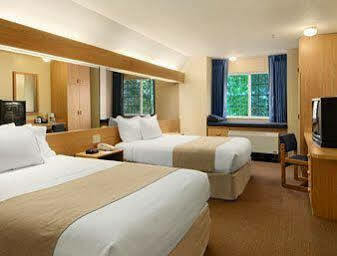 Baymont Inn & Suites By Wyndham Anchorage Airport Exterior photo